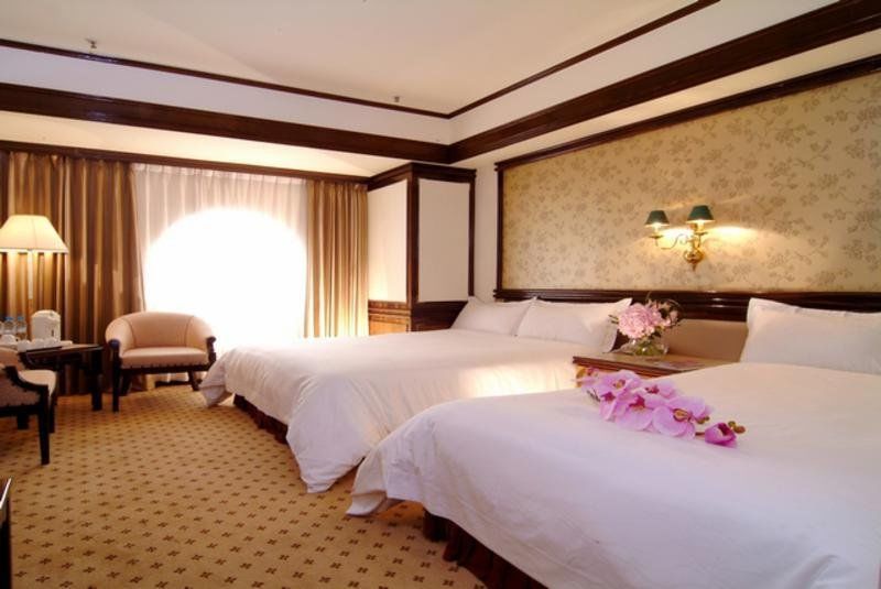 King'S Town Hotel Cao Hùng Ngoại thất bức ảnh