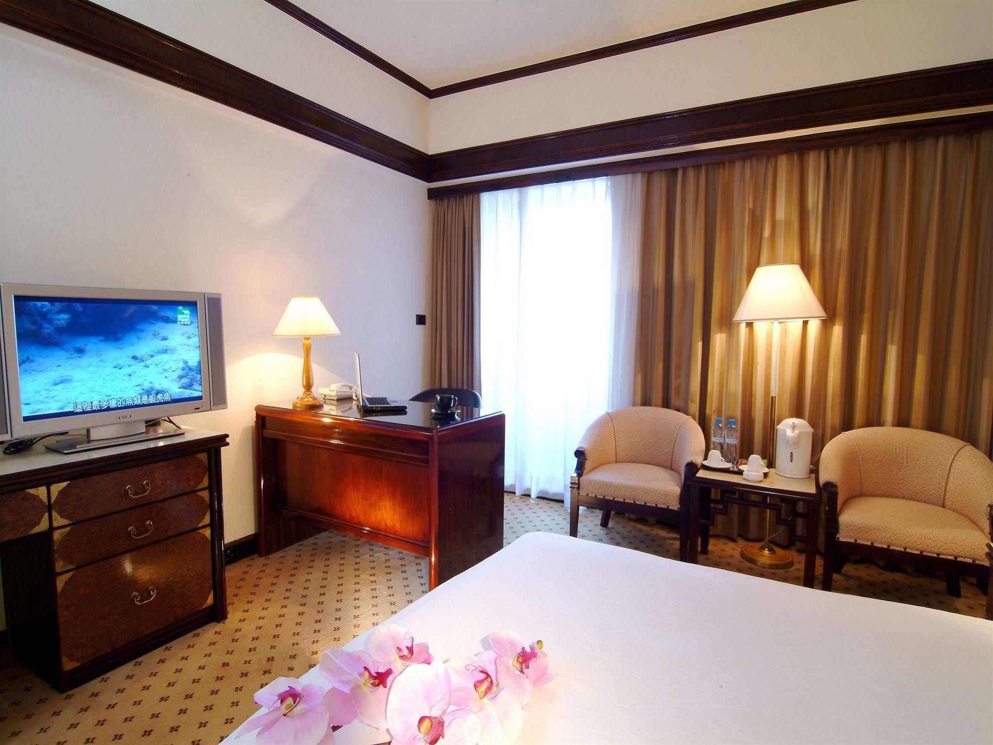 King'S Town Hotel Cao Hùng Ngoại thất bức ảnh