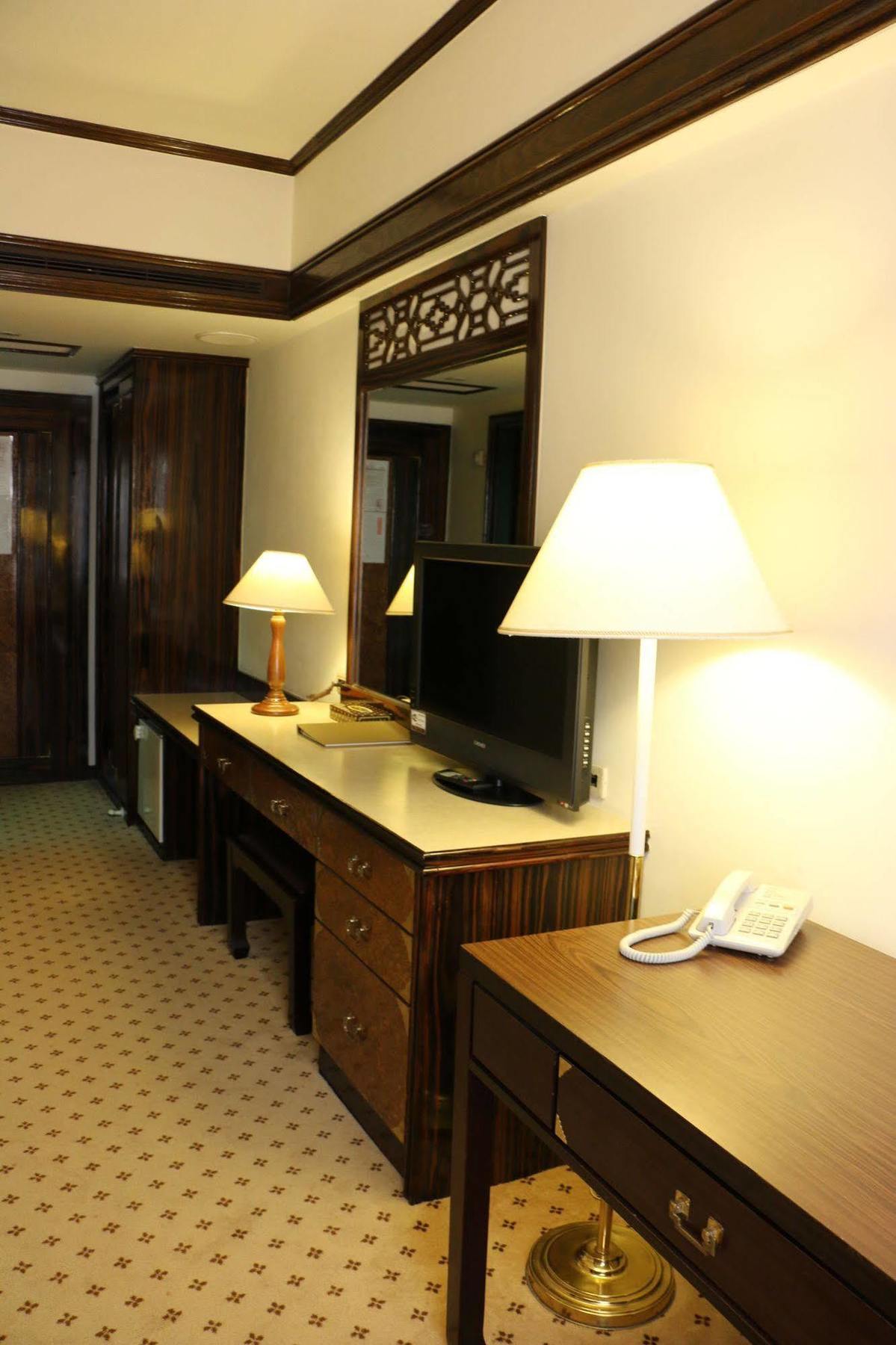 King'S Town Hotel Cao Hùng Ngoại thất bức ảnh